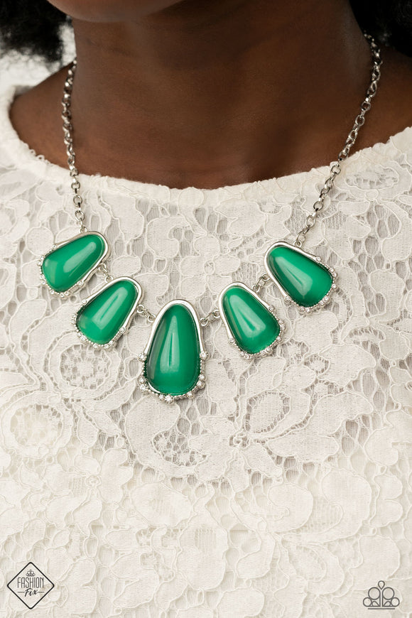 Paparazzi - Newport Princess - Green Necklace