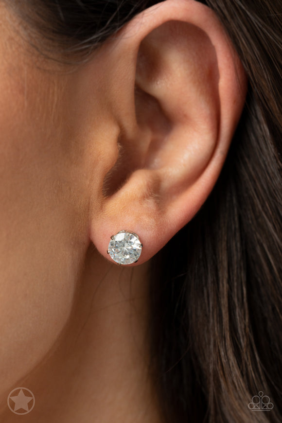 Paparazzi - Just In TIMELESS - White Stud Earrings