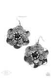 Paparazzi - Midnight Garden - Black Earrings