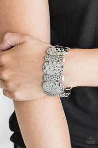 Paparazzi - Cave Cache - Silver Stretch Bracelet