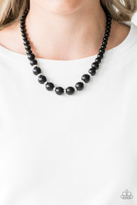 Paparazzi - Showtime Shimmer - Black Pearl Necklace