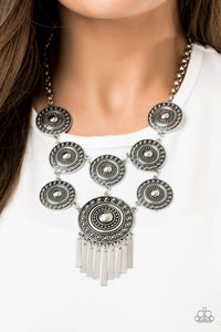 Paparazzi - Modern Medalist - Silver Necklace