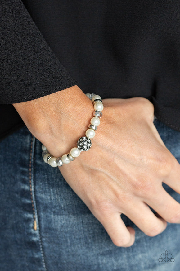 Paparazzi - Twinkling Timelessness - White Bracelet