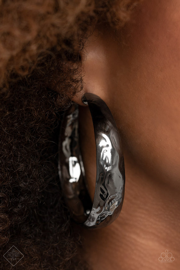 Paparazzi - Hey, HAUTE-Shot - Gunmetal Hoop Earrings