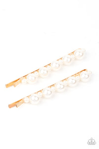 Paparazzi - Put A Pin In It - Gold & Pearls Hair Pin