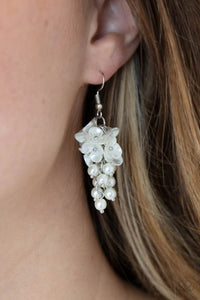 Paparazzi - Bountiful Bouquets - White Floral Pearl Earrings