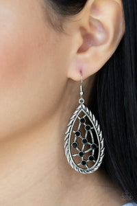 Paparazzi - Industrial Incandescence - Black Earrings