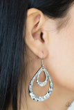 Paparazzi - Museum Muse - Silver Earrings