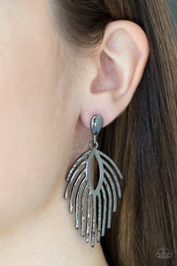 Paparazzi - Metro Safari - Black Post Earrings
