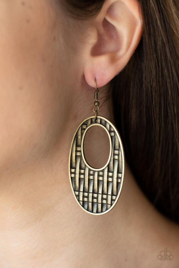 Paparazzi - Engraved Edge - Brass Earrings