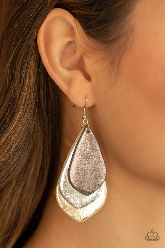 Paparazzi - GLISTEN Up! - Silver Earrings