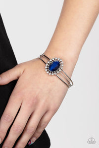 Paparazzi - Prismatic Flower Patch - Blue Cuff Bracelet