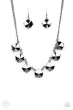 Paparazzi - The SHOWCASE Must Go On - Black Necklace