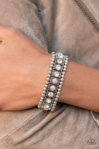 Paparazzi - Ritzy Reboot - White Stretch Bracelet