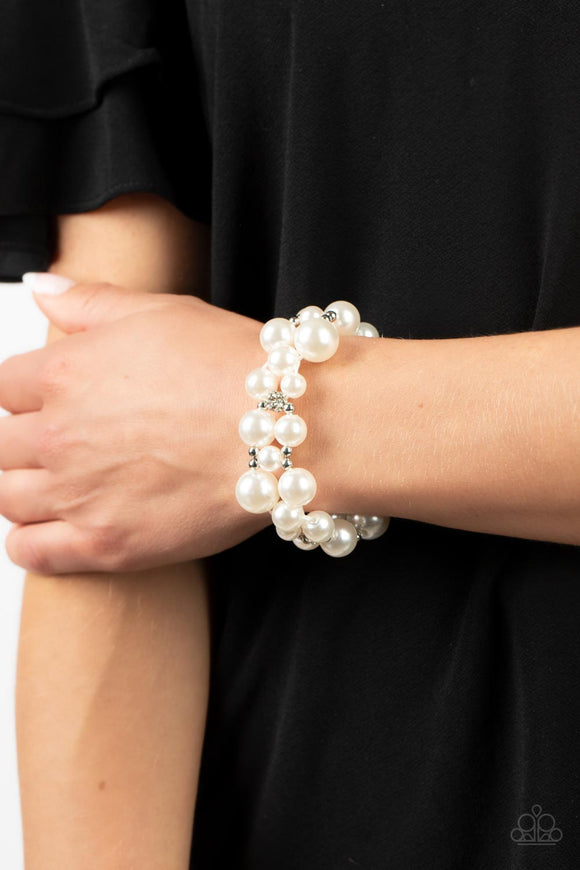 Paparazzi - Her Serene Highness - White Pearl Bracelet