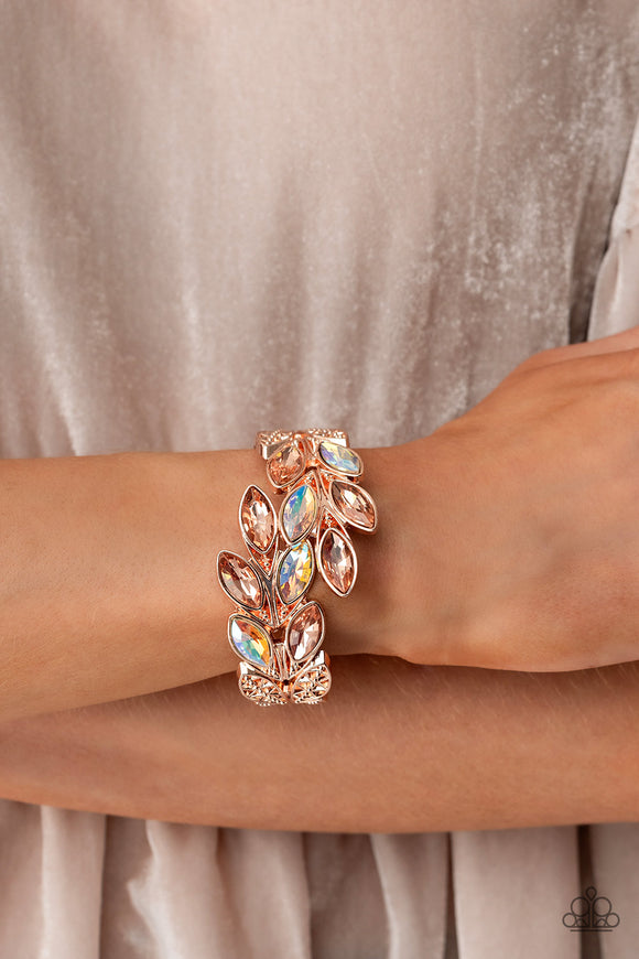 Paparazzi - Luminous Laurels - Rose Gold Hinge Bracelet