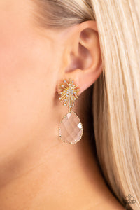 Paparazzi - Stellar Shooting Star - Gold Earrings