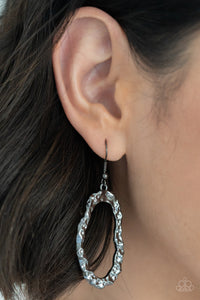 Paparazzi - ​ARTIFACT Checker - Black Earrings